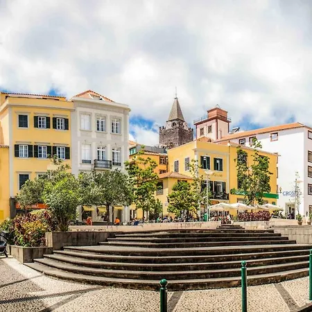 Apartamentos Praça Amarela by Heart of Funchal Extérieur photo
