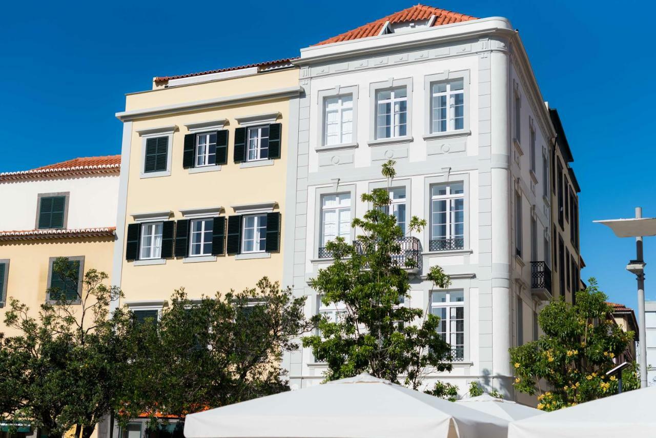 Praça Amarela By Heart Of *