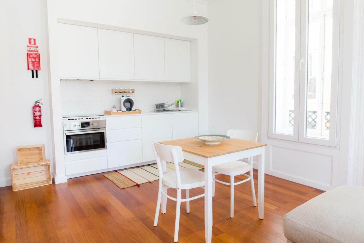 Praca Amarela By Heart Of Apartment *